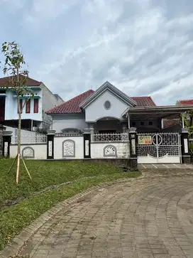 Di Jual Rumah  Griyashanta  blok N-512 Soehat kota Malang