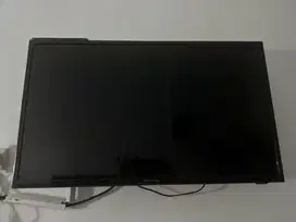 tv  panasonic kondisi baru