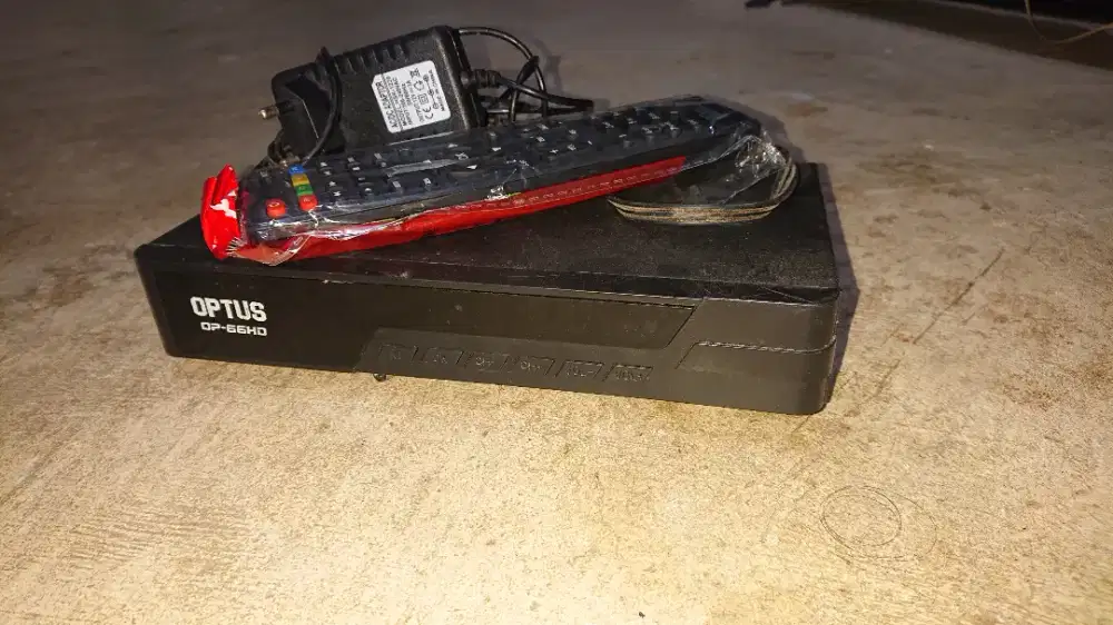 Receiver/stb parabola kvision optus op 66hd+remot