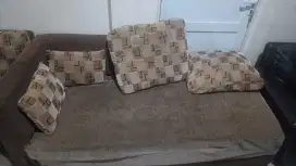 Sofa bentuk L bekas