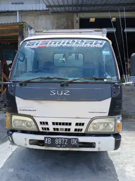 2012 Isuzu Elf box alumunium istimewa