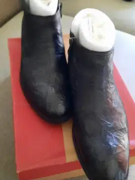 Sepatu Kerja Pria Hitam