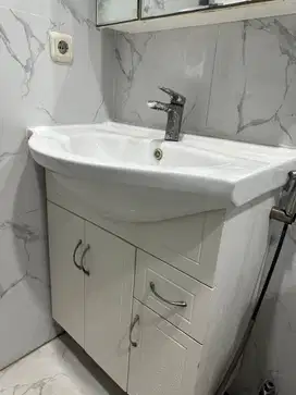Wastafel Set Desk Westafel Meja Laci Kamar Mandi