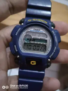 Jam tangan Casio G-Shock dw-9520