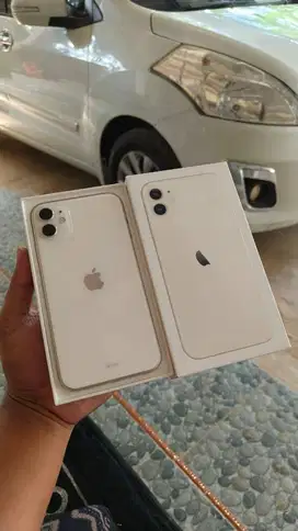 iPhone 11 128 GB ibox lengkap mulus ori