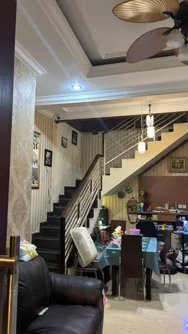 Dijual Rumah Bagus 2 Lantai di Cipayung Jakarta Timur