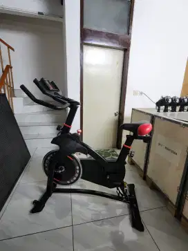 Spinning bike sepeda statis