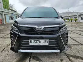 KM 43 rb Toyota Voxy 2019 istimewa!