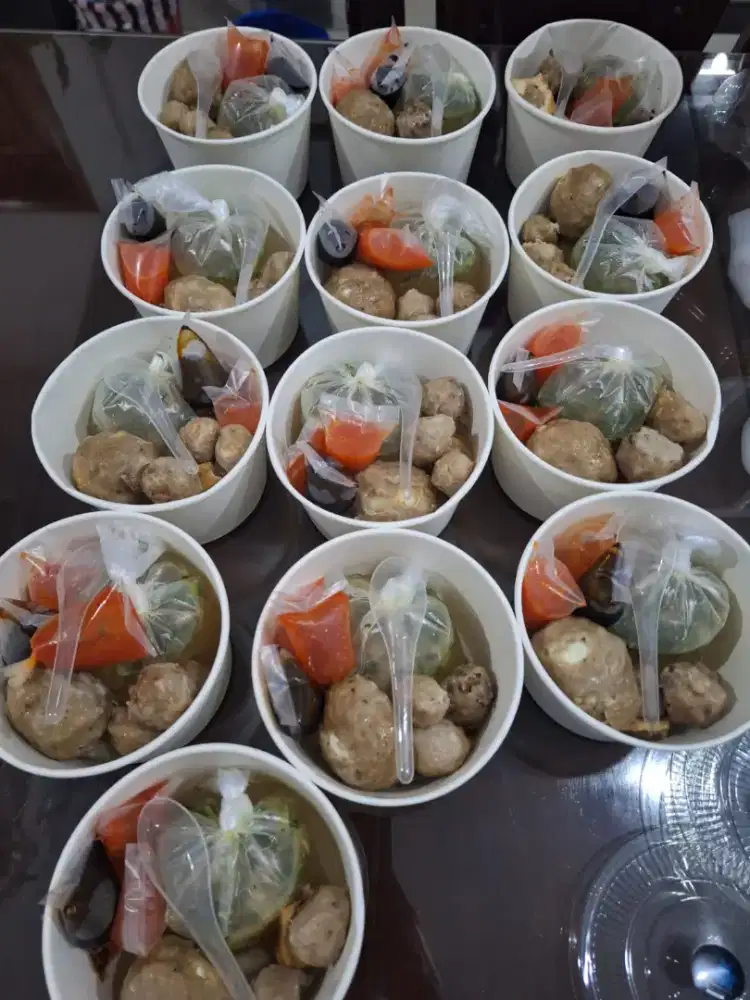 Dicari karyawan gerobak jualan pentol bakso MOHON DIBACA DESKRIPSINYA