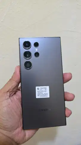 Samsung S24 Ultra 12/512GB mulus 100% garansi masih panjang