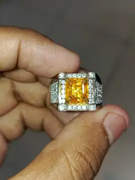 Natural Yellow Safir Srilanka 2,03Crat