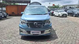 [OLXMOBBI] Nissan Serena 2.0 Highway Star Panoramic-AT 2016 SKN