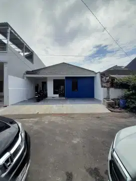 Siap Huni Rumah Rapi Villa Melati Mas - Serpong