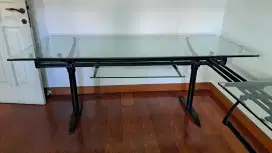 Meja kantor belajar besar kaca