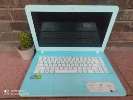 Laptop Asus x441uv/core i3 gen6/ram 4/SSD 128/VGA Nvidia GeForce 110mx