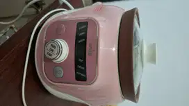 Emily Slow Cooker