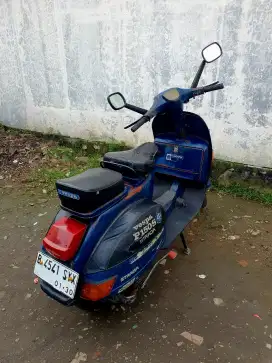 Vespa strada aom
