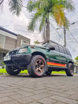 SUZUKI SIDEKICK LOW KM