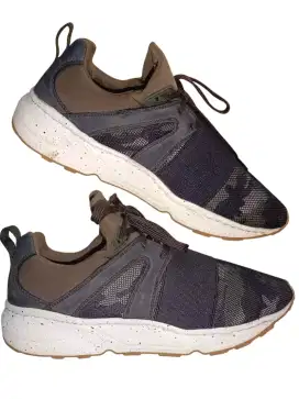 Sepatu branded prelov Pull bear Original size 40