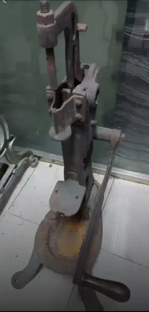 MESIN KINO JADUL VINTAGE BEKAS