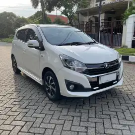 Ayla 1.2 R manual 2017