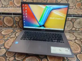 Asus n4020 ram 8gb nvme 256gb FULLHD kibot berlampu nominus