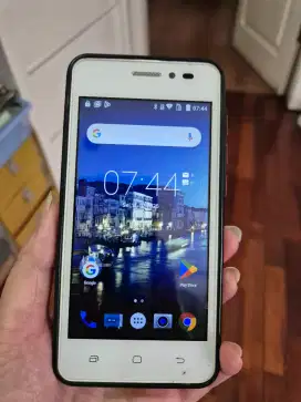 Smarfren Andromax
