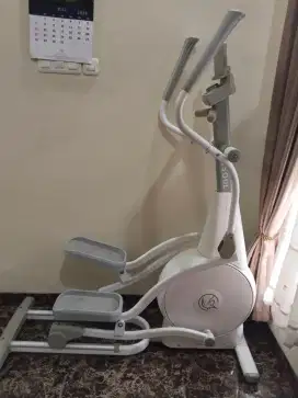 Yesoul E30 Smart Elliptical Machine