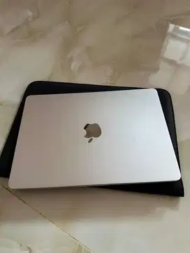macbook air m3 13inch 2024