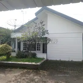 DIJUAL VILLA FURNISH EX ISTANA NELAYAN DI KAWASAN KOMPLEK INDO ALAM