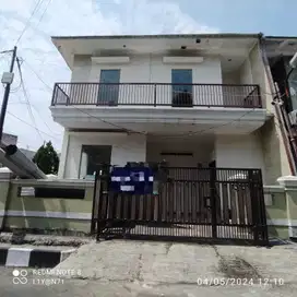 Dijual Rumah Hook di Bulevar Hijau, Harapan Indah Bekasi