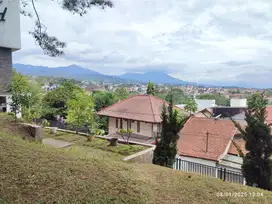 Rumah Villa Sultan Termewah dalam Cluster Setiabudi Indah Bandung Utar