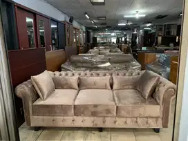 SOFA CHESTERFIELD 3 DUDUKAN
