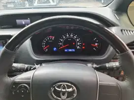 Toyota Voxy antik