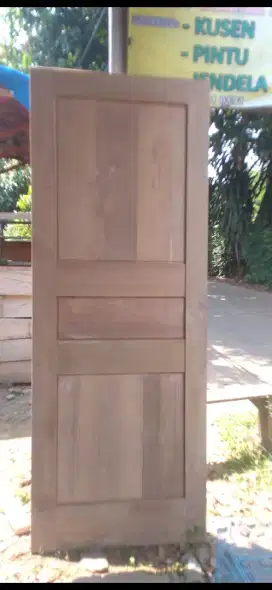 Kusen pintu jendela bahan bekas berkualitas