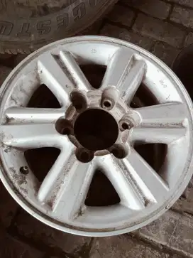 4pcs velg original hilux bisa hiace dll