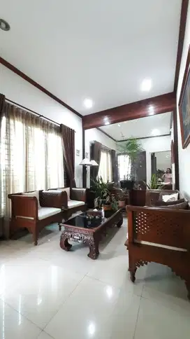 Dijual CEPAT rumah dilokasi strategis di Bintaro Jaya Sektor 9
