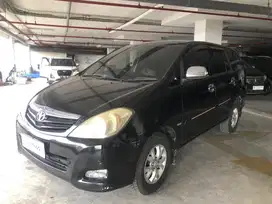 Toyota Innova G 2.0 MT 2011