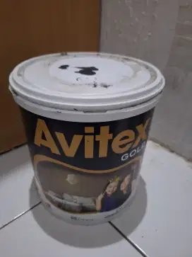 Cat Tembok Avitex Gold warna hitam