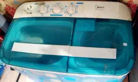 MESIN CUCI 2 TABUNG MIDEA