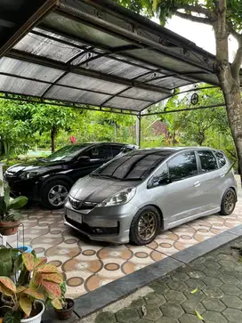 Bismillah jual mobil kesayangan , jazz s 2008 full uprgade mmc