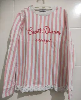 Kaos lengan panjang anak perempuan