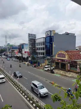 Tanah Pinggir Jalan Raya di Tebet Jakarta Selatan Cocok Untuk Kantor