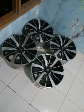 VELG OEM PAJERO R18 PCD 6X 139