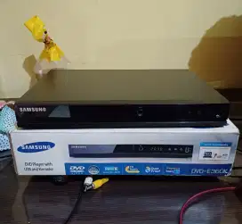 SAMSUNG DVD & VCD Player ( Bekas Seperti BARU )