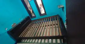 Ranjang Kayu 160 x 200