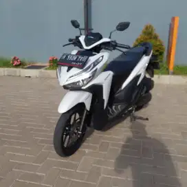 Honda Vario 125 cbs iss 2022 dp 500ribu