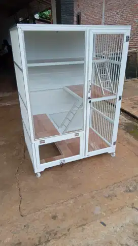 Kandang kucing alumunium