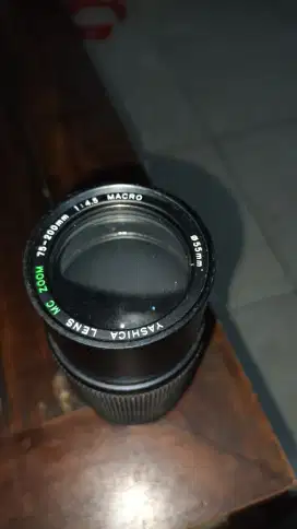 Yashica lens mc zoom 75 - 200mm macro