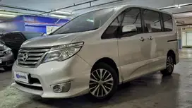 Termurah TDP 8JT Nissan Serena 2.0 Highway Star Bensin-AT Silver 2017